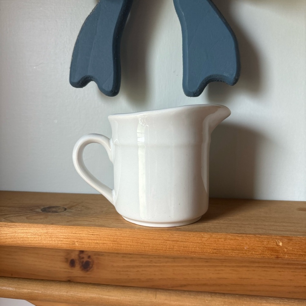 Vintage Blue Ribbon Country Goose Creamer - Picture 3 of 4